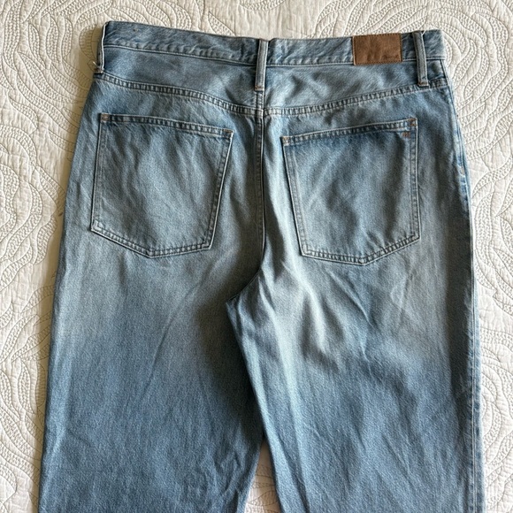 Madewell - The Perfect Vintage Straight Jean Applefield Wash: Side-Slit Edition - Picture 13 of 14
